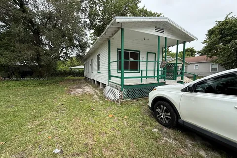 108 Oak Ave, Coral Gables FL 33133