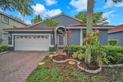 1624 SW 149th Ave, Pembroke Pines FL 33027