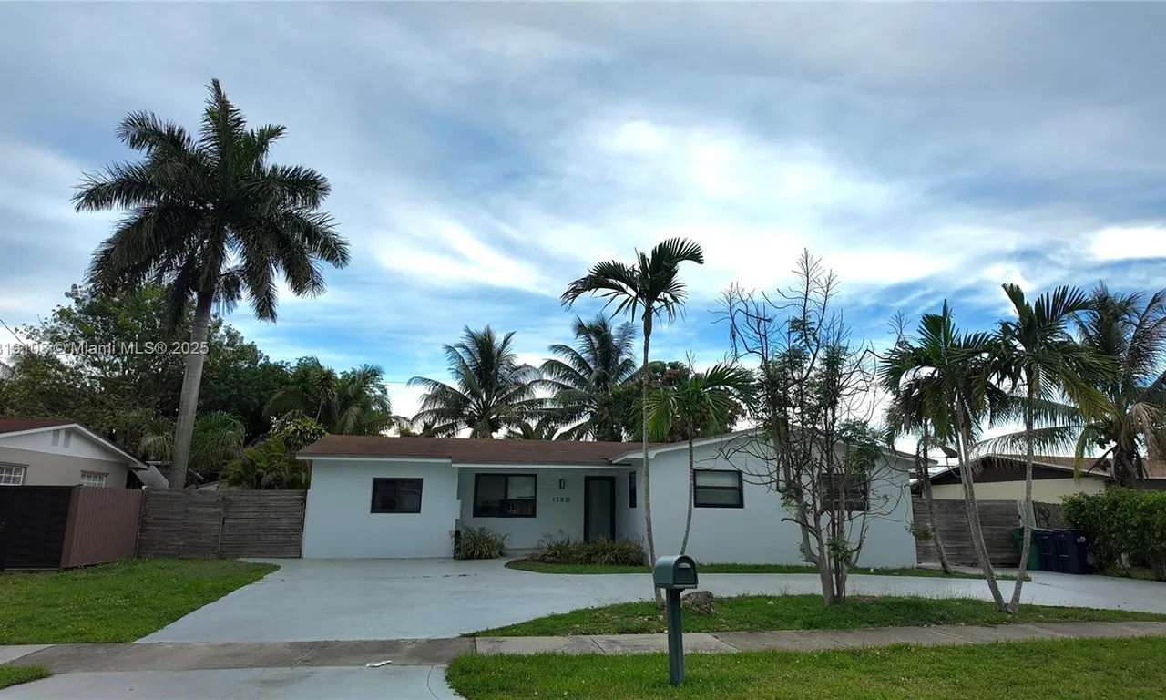 15831 SW 106th Ave, Miami FL 33157