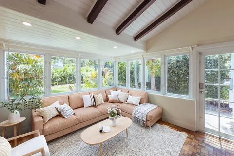 1036 Palermo Ave, Coral Gables FL 33134