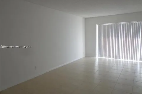 5200 NW 31st Ave # 214, Fort Lauderdale FL 33309