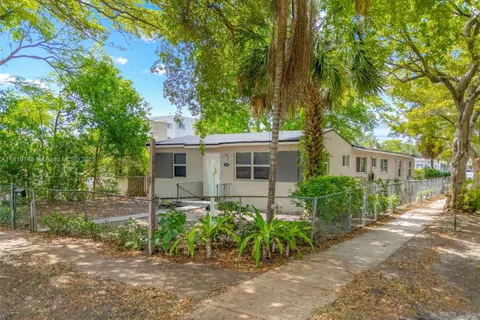 1956 Madison St # 2, Hollywood FL 33020