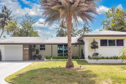4440 SW 28th Ter, Dania Beach FL 33312