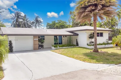 4440 SW 28th Ter, Dania Beach FL 33312