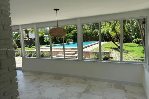 5891 SW 83rd St, South Miami FL 33143