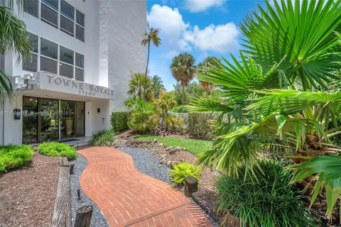 17800 Atlantic Blvd # 303, Sunny Isles Beach FL 33160