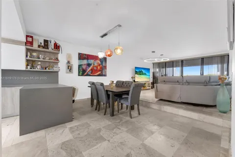 454 Poinciana Dr # 1621, Sunny Isles Beach FL 33160