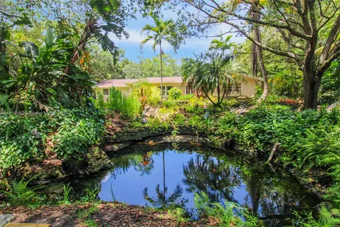 14360 SW 20th St, Davie FL 33325