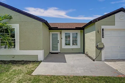 18998 Cloud Lake Cir, Boca Raton FL 33496