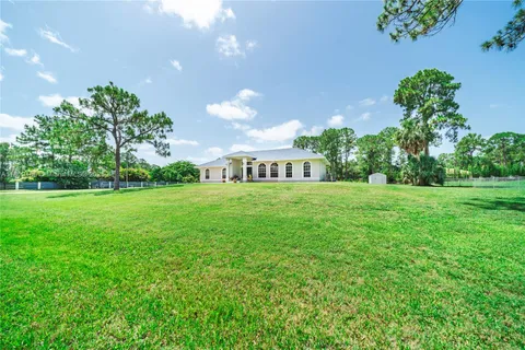 17888 N 68th St N, Loxahatchee FL 33470