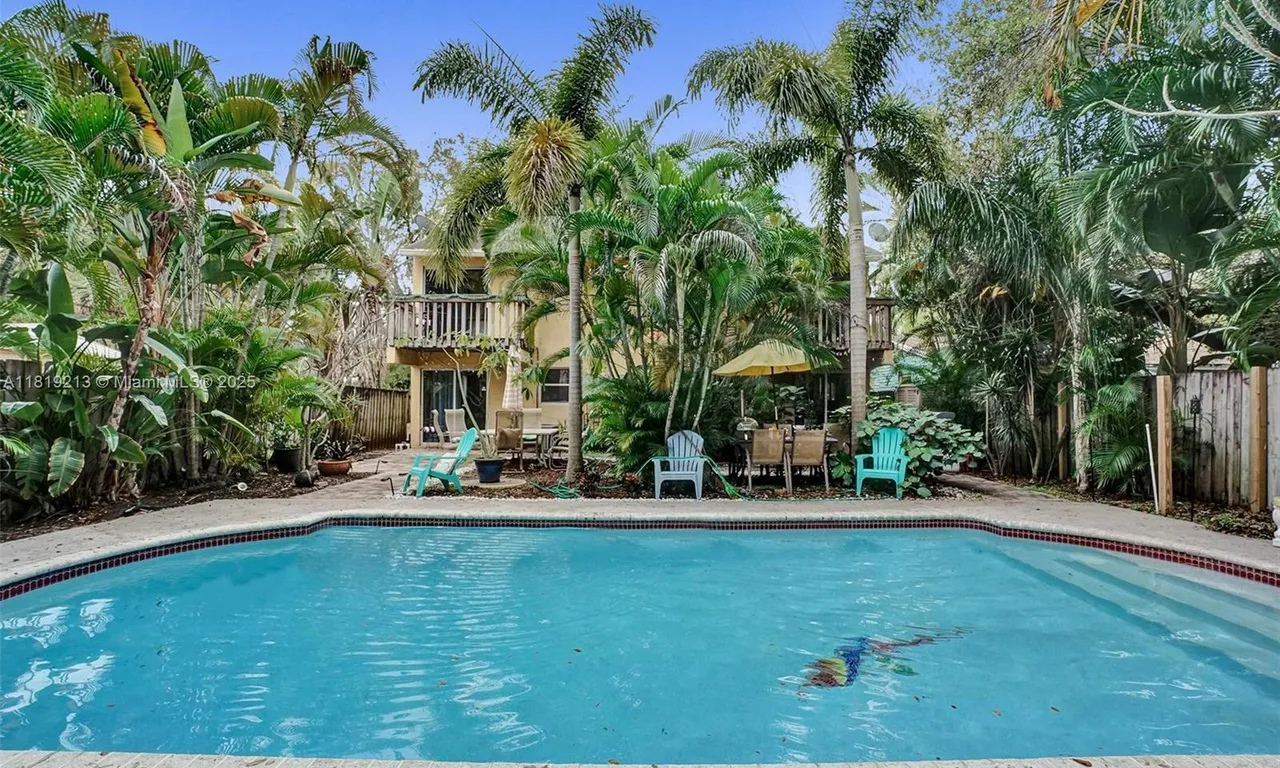 307 SW 11th Ct # 1, Fort Lauderdale FL 33315