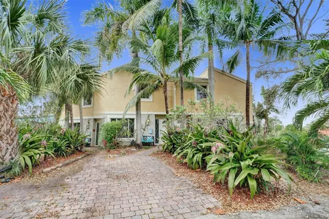 307 SW 11th Ct # 1, Fort Lauderdale FL 33315