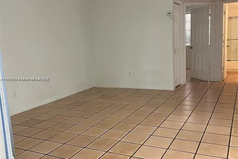 1135 N Franklin Ave # 1135B, Homestead FL 33034