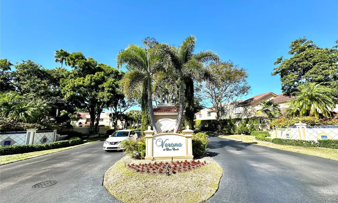 3490 Deer Creek Palladian Cir, Deerfield Beach FL 33442