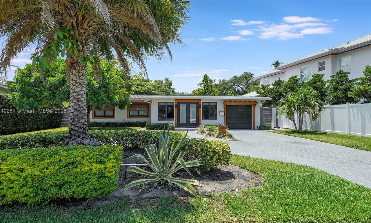 1207 Cordova Rd, Fort Lauderdale FL 33316