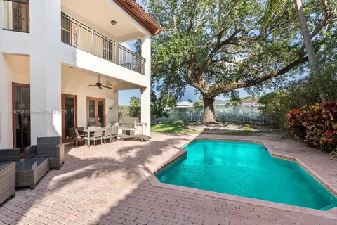 19501 NE 14 CT, North Miami Beach FL 33169