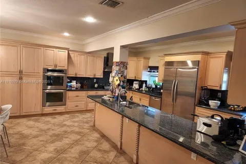 3701 Starboard Ave, Cooper City FL 33026