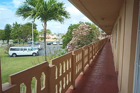 20311 NE 2nd Ave # 23, Miami FL 33179