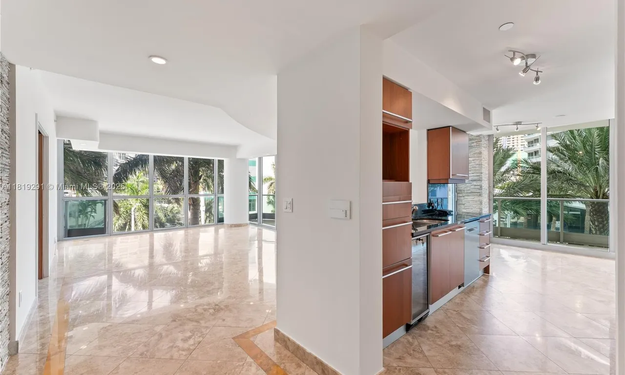 1331 Brickell Bay Dr # 308, Miami FL 33131