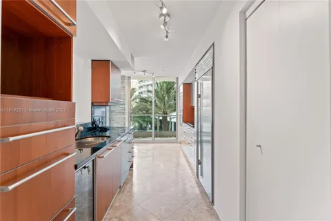 1331 Brickell Bay Dr # 308, Miami FL 33131