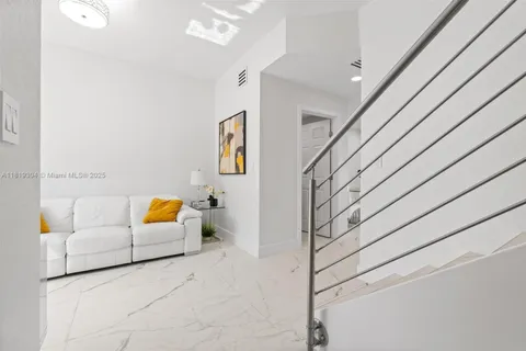 18062 NW 74th Ct, Hialeah FL 33015