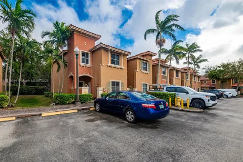 4958 White Mangrove Way E # 1, Dania Beach FL 33312