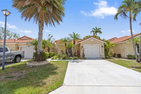 7182 Burgess Dr, Lake Worth FL 33467