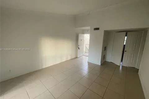 4011 NW 87th Ave # 4011, Sunrise FL 33351