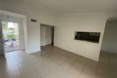 4011 NW 87th Ave # 4011, Sunrise FL 33351