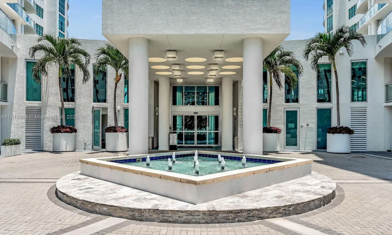3131 NE 188 TH # 707, Aventura FL 33180