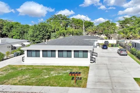 12400 NE 11th Ct # 1, North Miami FL 33161