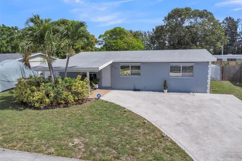 2771 NW 25th St, Fort Lauderdale FL 33311