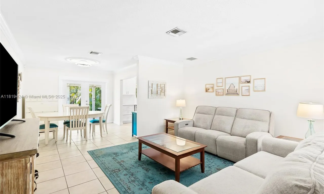 1760 SW 32nd Ct, Fort Lauderdale FL 33315