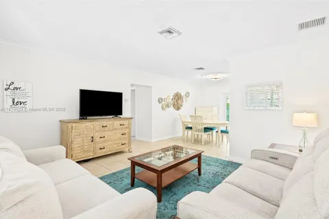 1760 SW 32nd Ct, Fort Lauderdale FL 33315