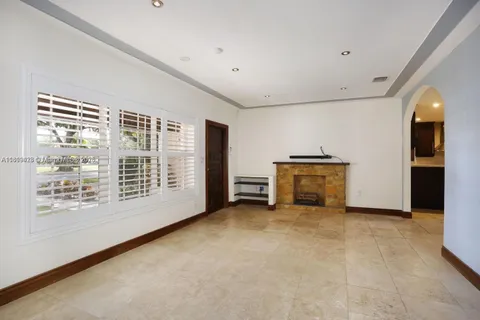 1545 Baracoa Ave, Coral Gables FL 33146
