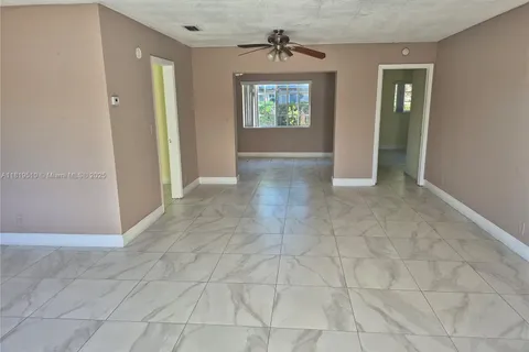 5991 NW 16th St, Sunrise FL 33313