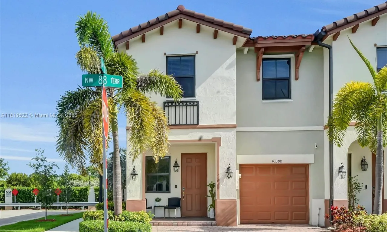 10380 NW 88th Ter, Doral FL 33178