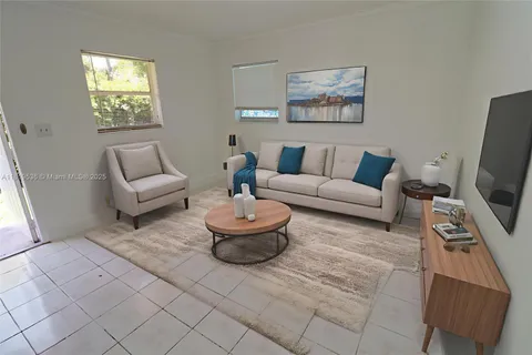 1341 NE 5th Ter # 4, Fort Lauderdale FL 33304