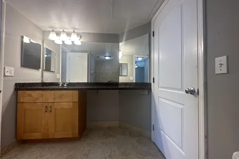 2861 N Oakland Forest Dr # 107, Oakland Park FL 33309