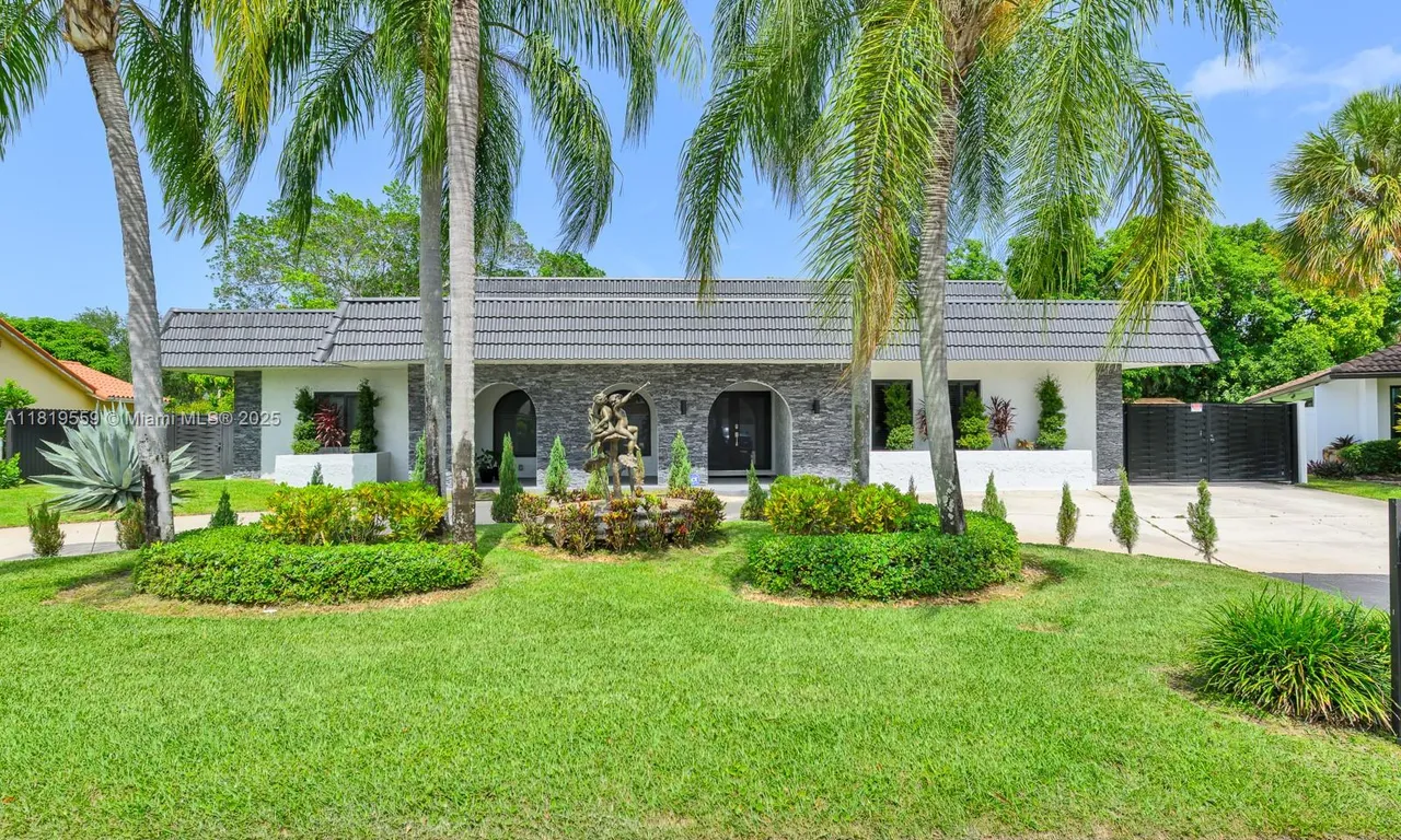 620 Sea Turtle Way, Plantation FL 33324