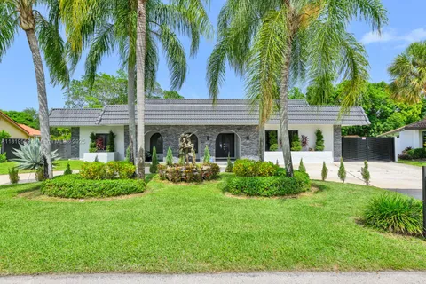 620 Sea Turtle Way, Plantation FL 33324