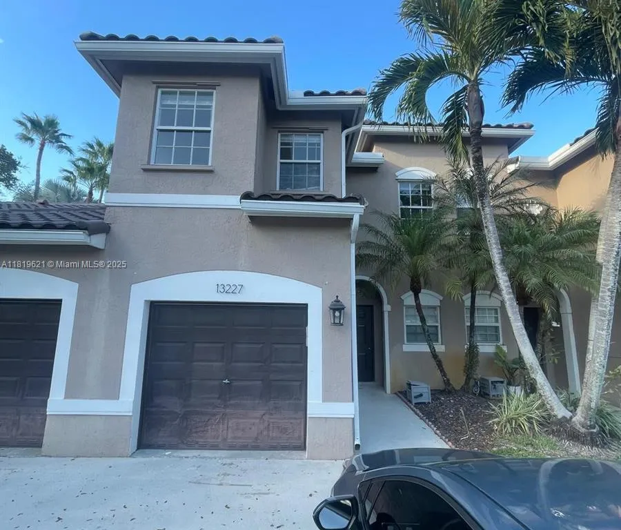 13227 NW 7th Dr # 0, Plantation FL 33325