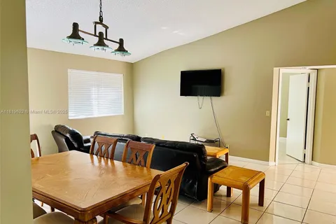 9701 Westview Dr # 1437, Coral Springs FL 33076