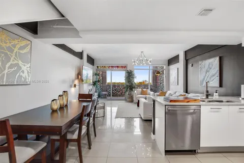 3250 NE 1st Ave # 550, Miami FL 33137
