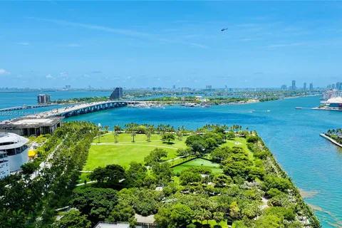 900 Biscayne Blvd # 2609, Miami FL 33132