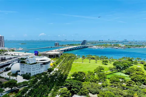 900 Biscayne Blvd # 2609, Miami FL 33132