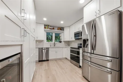 6612 San Vicente St, Coral Gables FL 33146