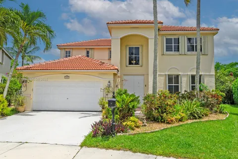 4209 Pinewood Ln, Weston FL 33331