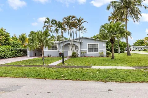 1561 NW 62nd Ter, Sunrise FL 33313