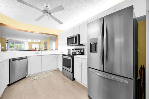 7555 Granville Dr # 304, Tamarac FL 33321